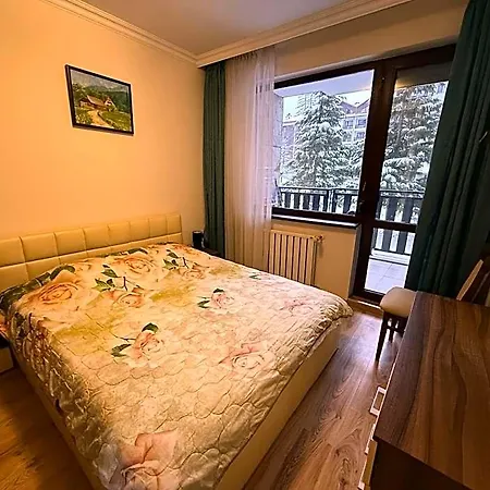 Denitsa فندق
