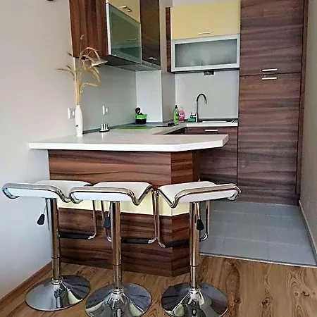 Denitsa 4*